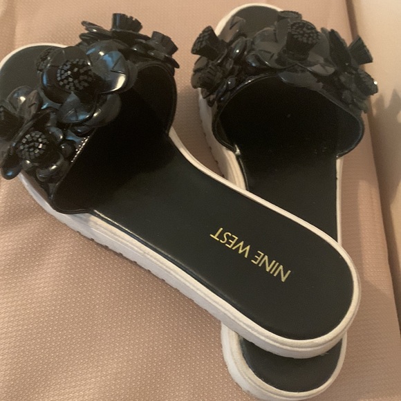 Nine West Shoes - Nine West Women's Rainen Flower Embellished Jelly Flower Slide